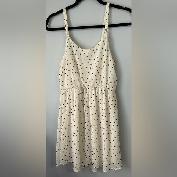 Lush size small Cream Sheer black Polka Dot sleeveless tank top - Picture 3 of 4